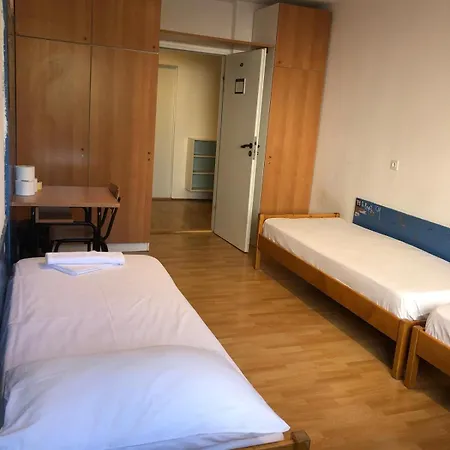 Summer Budget Albergue