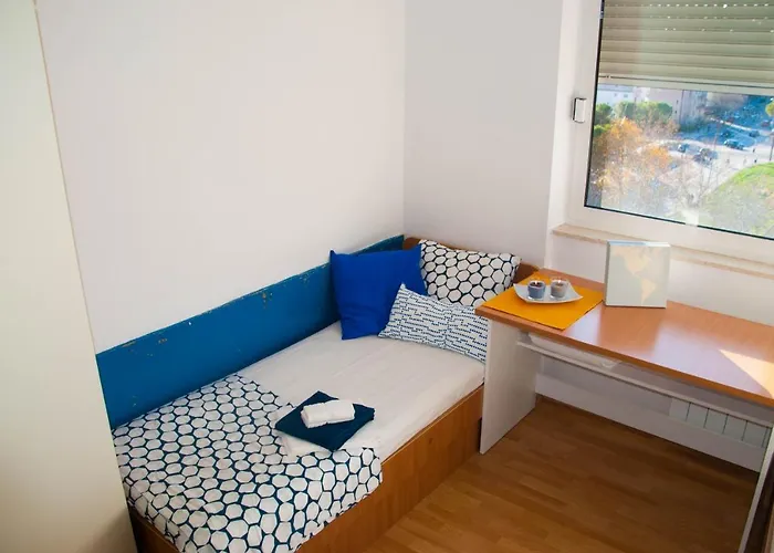Summer Budget Hostel Split